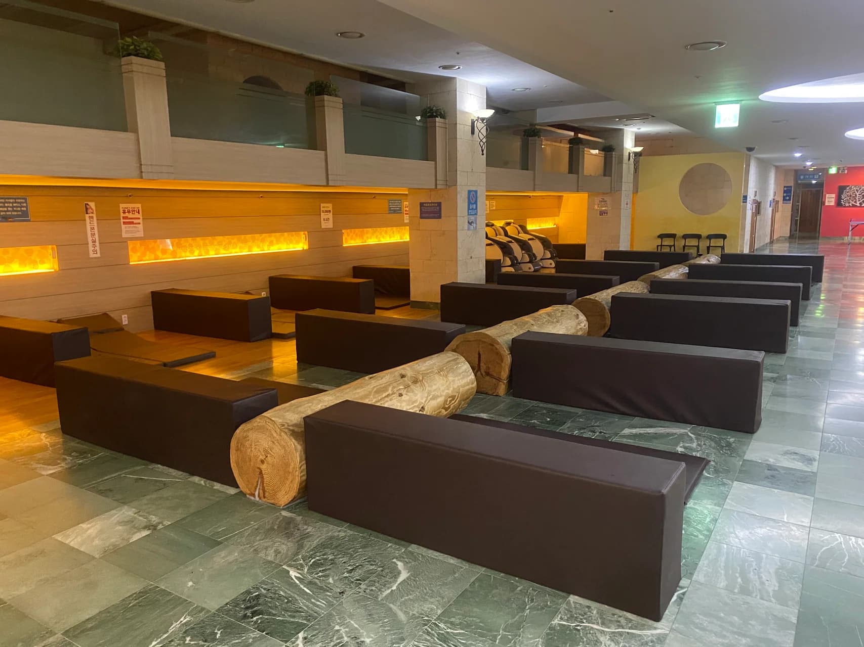 이츠유 — 写真: Kakao Place