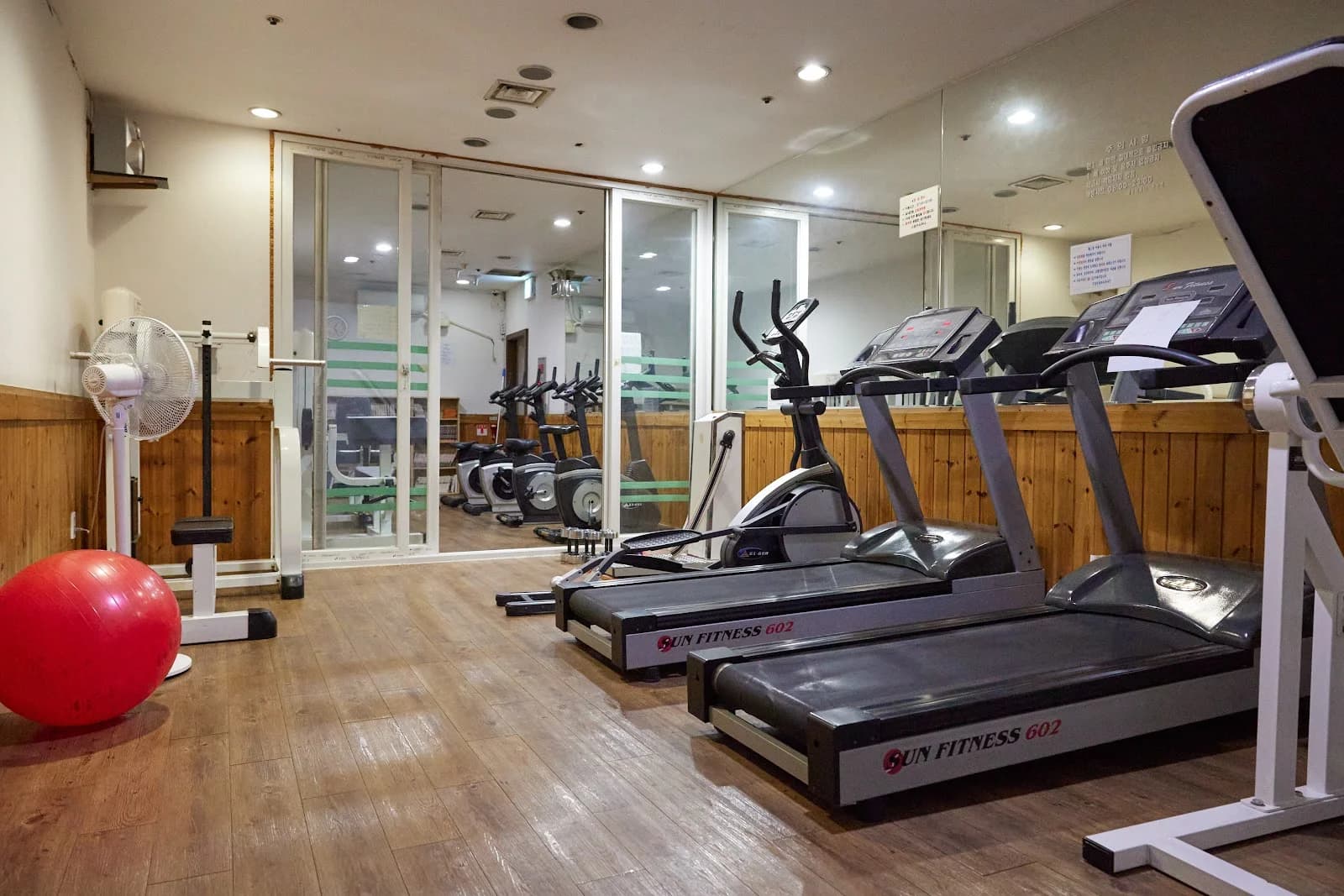 성수불막사우나 — Photo: 성수불막사우나